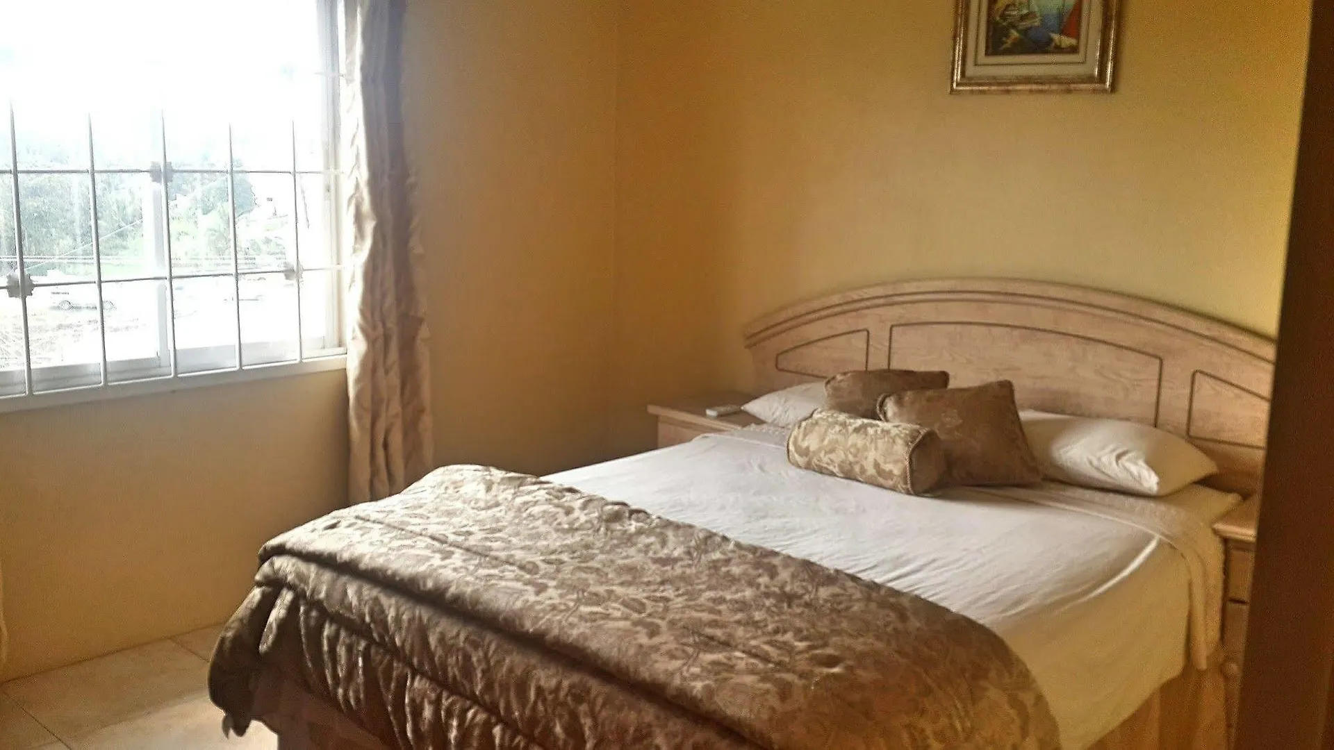 Sunset Ridge Apartment San Fernando 0*,